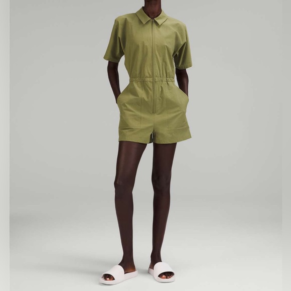 lululemon athletica Pants - Lululemon lab Zip-Front Collared Romper size 12 W1DHPS